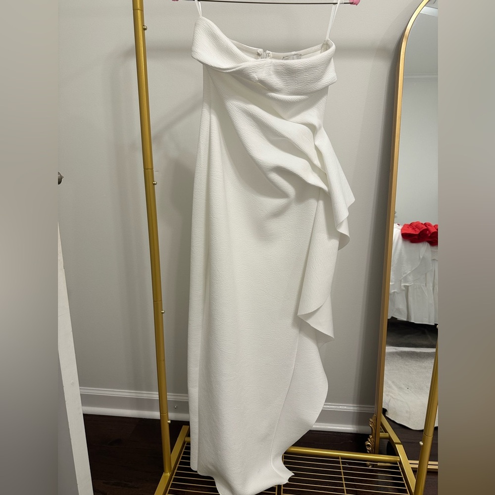 Women’s white dress - Picture 2 of 4